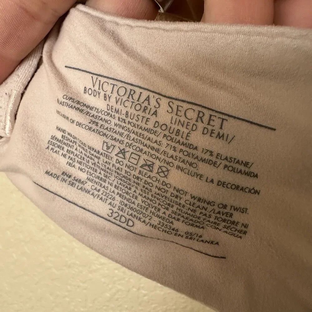 32DD Victoria's Secret body by lined Demi underwire Bra Beige Lace Full Coverage